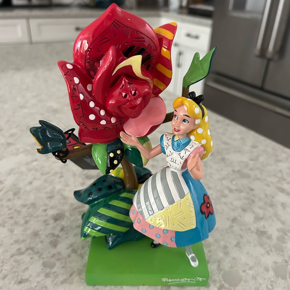 “New” Disney Britto Alice in Wonderland Figurine with Red Rose